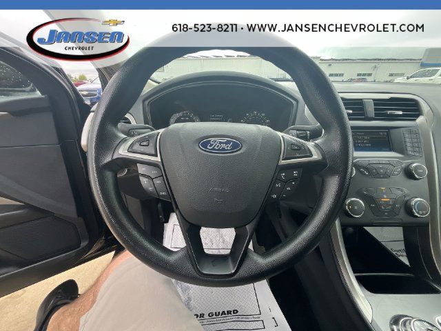 Used 2019 Ford Fusion S FWD image 12