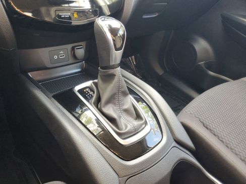 Used 2020 Nissan Rogue Sport S w/ Appearance Package FWD image 25