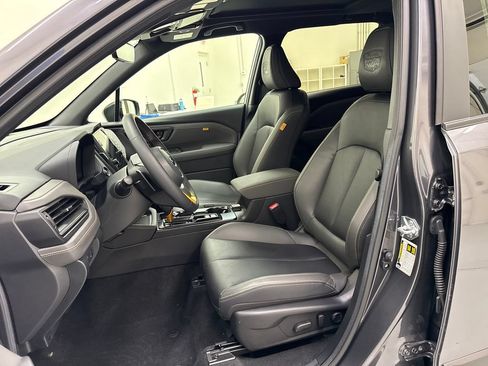 Used 2026 Subaru Forester Wilderness AWD/4WD image 14