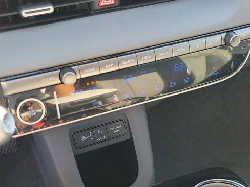 New 2025 Hyundai Ioniq 5 SEL image 25