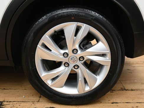 Used 2024 Buick Encore GX Preferred FWD image 11