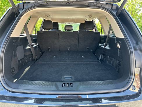 Used 2023 Lincoln Aviator AWD image 30