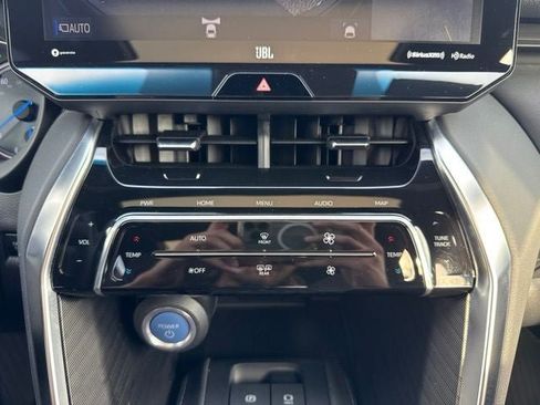 Certified 2022 Toyota Venza Limited w/ Advanced Technology Package AWD/4WD image 33