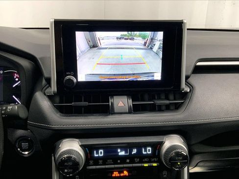 Used 2024 Toyota RAV4 XLE FWD image 24