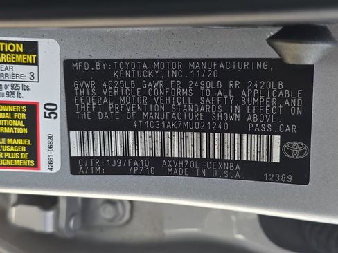 Used 2021 Toyota Camry LE image 34