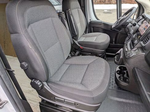 Used 2023 RAM ProMaster 2500 w/ Driver Convenience Group image 21