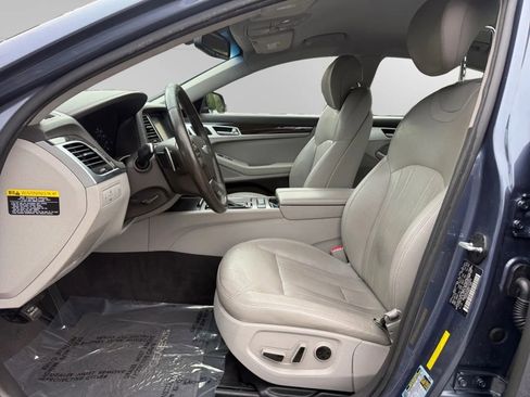 Used 2016 Hyundai Genesis 3.8 image 13