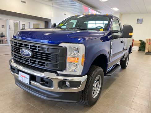 New 2026 Ford F250 XL w/ XL Chrome Package image 4