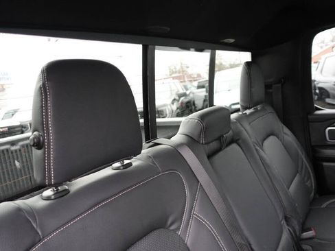 Used 2022 RAM 1500 Big Horn AWD/4WD image 31
