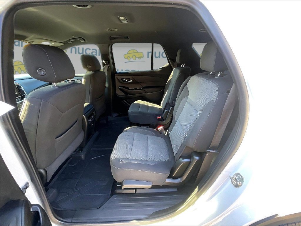 Used 2024 Chevrolet Traverse Limited LT AWD/4WD image 15