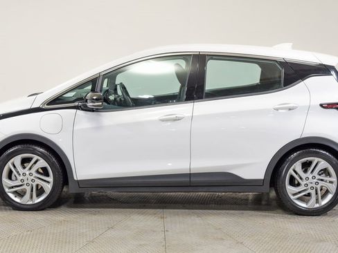 Used 2023 Chevrolet Bolt LT w/ Driver Confidence Package image 8
