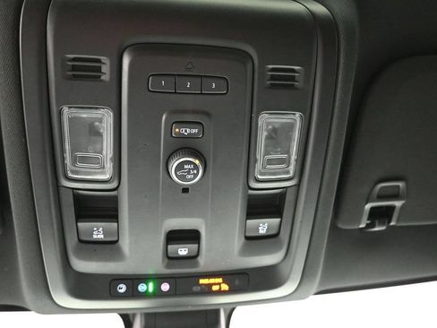 Used 2021 Chevrolet Tahoe RST AWD/4WD image 4