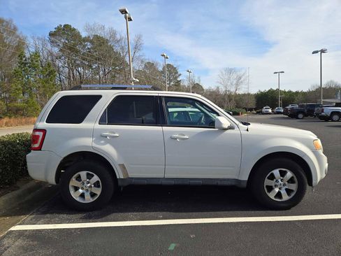 Used 2010 Ford Escape Limited image 2