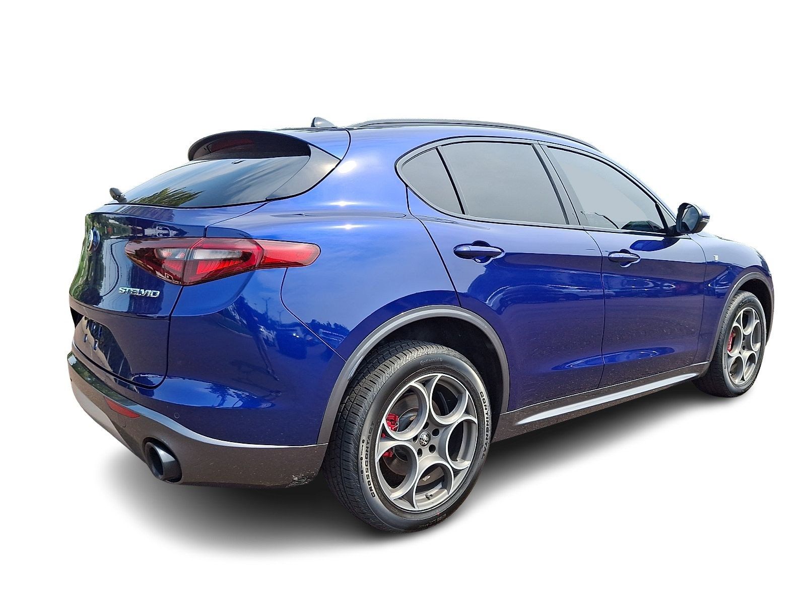Used 2023 Alfa Romeo Stelvio Ti w/ Active Assist Plus Package AWD/4WD image 6