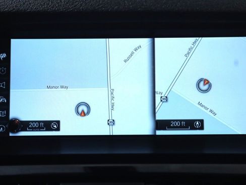 Used 2018 BMW X4 xDrive28i w/ Parking Assistance Package image 17