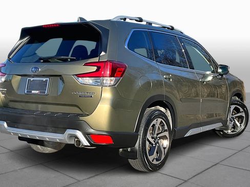 Used 2023 Subaru Forester Touring image 12