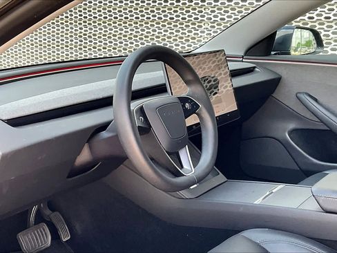 Used 2024 Tesla Model 3 Standard Range image 16