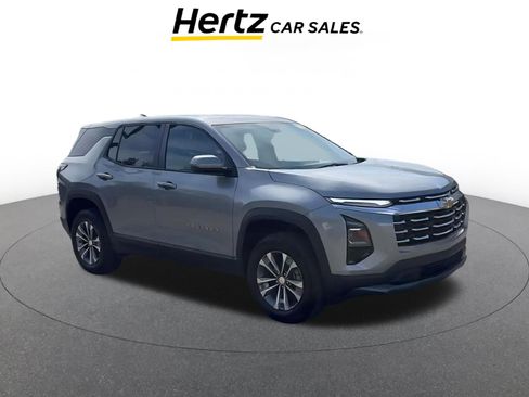 Used 2025 Chevrolet Equinox LT image 1