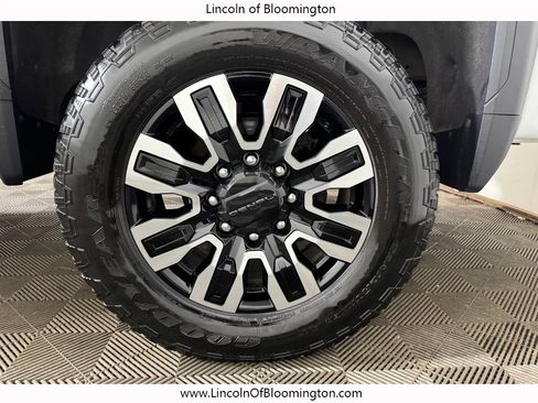 Used 2025 GMC Sierra 2500 Denali Ultimate AWD/4WD image 20