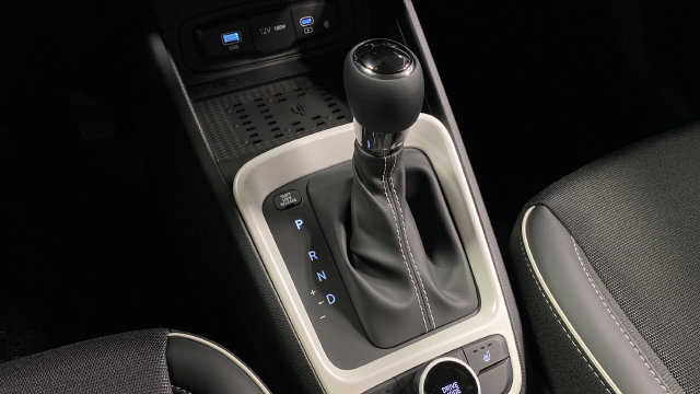 New 2026 Hyundai Venue SEL FWD image 19