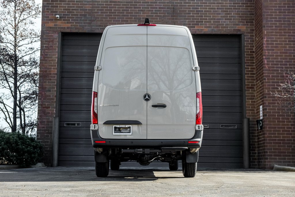 Used 2026 Mercedes-Benz Sprinter 2500 image 8