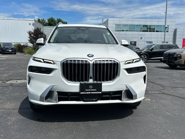 Used 2024 BMW X7 xDrive40i AWD/4WD image 7
