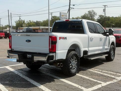Used 2023 Ford F250 Lariat w/ FX4 Off-Road Package AWD/4WD image 7