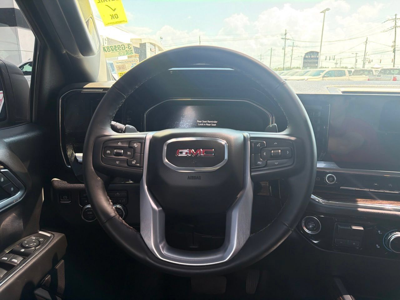 Used 2025 GMC Sierra 1500 Elevation AWD/4WD image 11