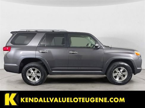 Used 2013 Toyota 4Runner SR5 image 6
