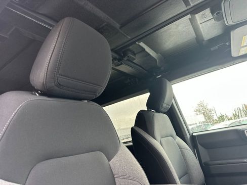 Used 2025 Ford Bronco Big Bend image 17