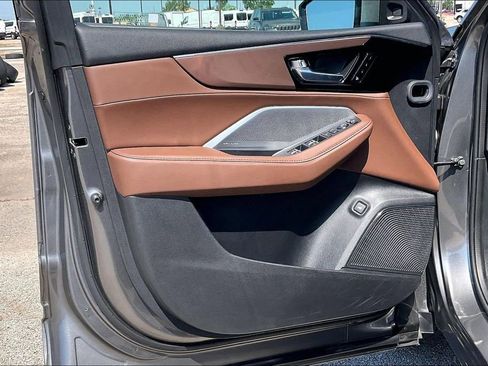 Used 2025 Acura MDX FWD w/ Technology Package image 17