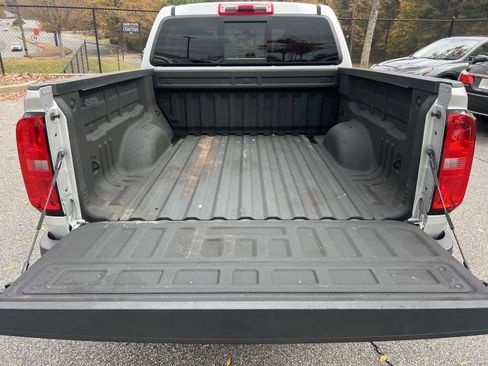 Used 2018 Chevrolet Colorado Z71 image 18