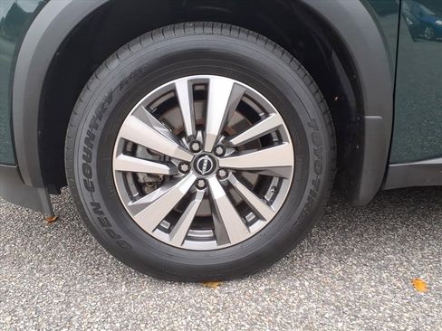 Used 2022 Nissan Pathfinder SL image 4