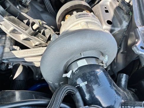 Used 2022 Ford Mustang GT w/ Equipment Group 301A RWD image 10