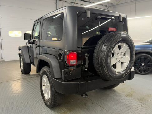 Used 2015 Jeep Wrangler Sport w/ Quick Order Package 24S AWD/4WD image 10