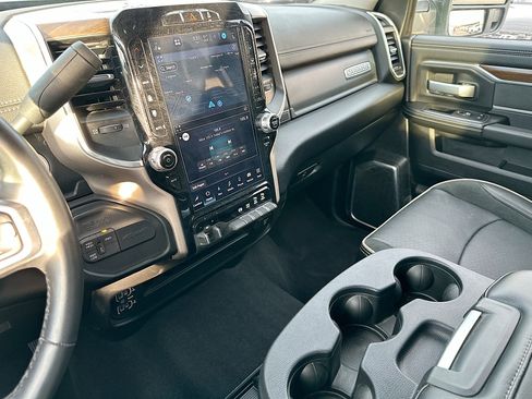 Used 2024 RAM 2500 Laramie image 26