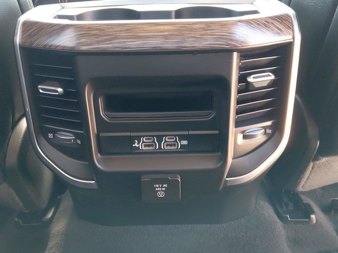 Used 2020 RAM 1500 Laramie AWD/4WD image 16