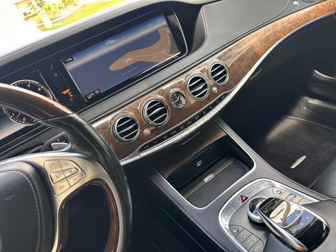 Used 2015 Mercedes-Benz S 550 4MATIC Sedan image 19