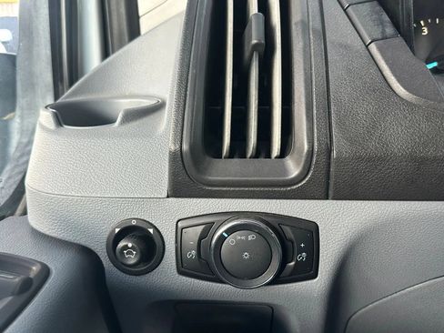 Used 2017 Ford Transit 350 XL RWD image 27