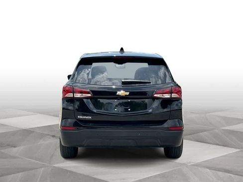 Used 2024 Chevrolet Equinox LS w/ LS Convenience Package FWD image 7