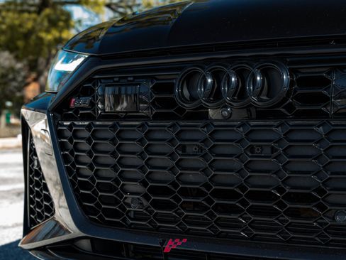 Used 2021 Audi RS 6 w/ Carbon Optic Package image 11