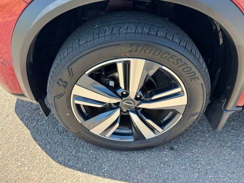 Used 2023 Nissan Rogue Platinum w/ Platinum Premium Package FWD image 8