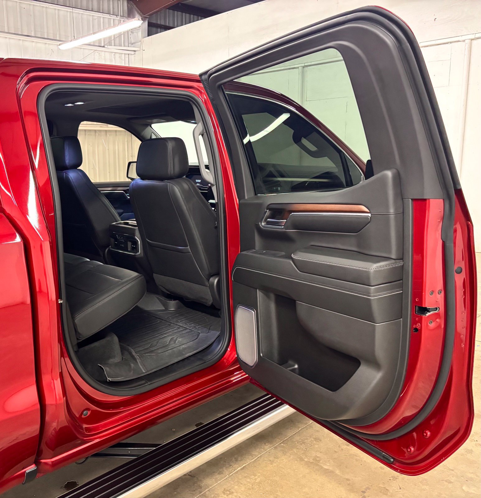 Used 2024 GMC Sierra 1500 Denali w/ Denali Reserve Package AWD/4WD image 19