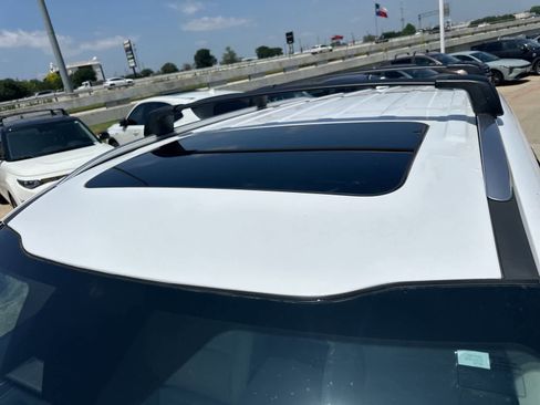 Used 2025 Kia Telluride S AWD/4WD image 29