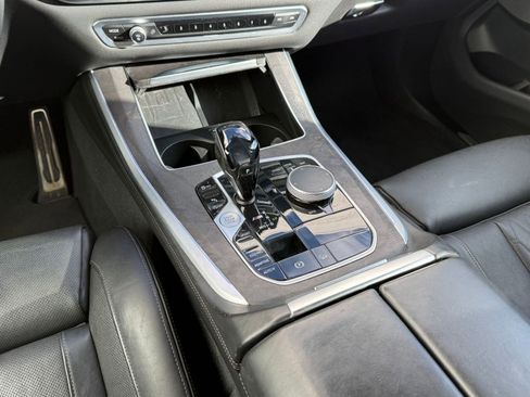 Used 2021 BMW X5 M50i w/ Dynamic Handling Package image 17