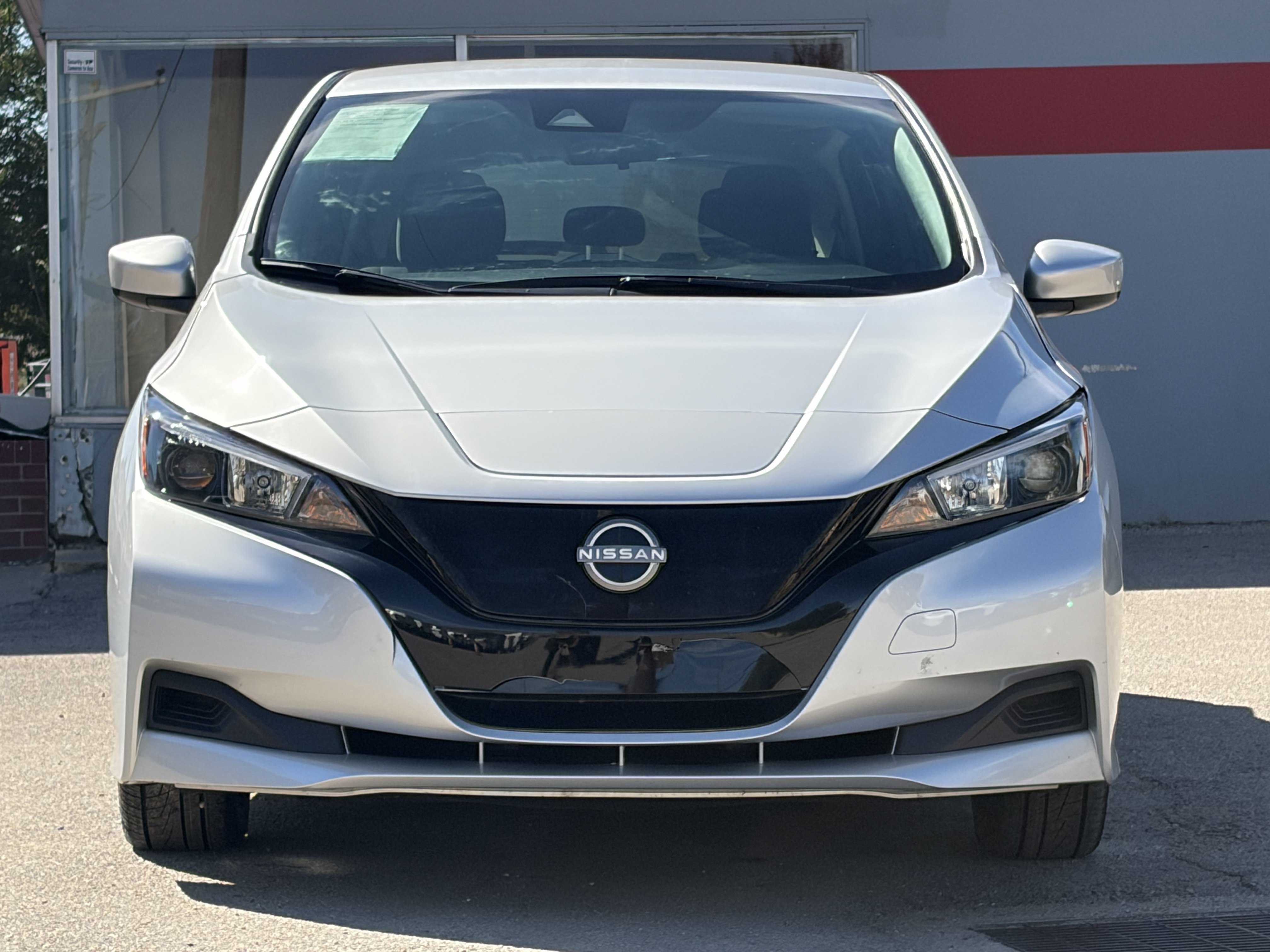 Used 2025 Nissan Leaf S FWD image 25