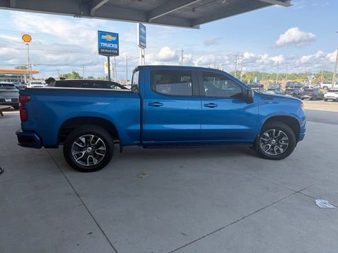 Used 2023 Chevrolet Silverado 1500 RST w/ Z71 Off-Road Package AWD/4WD image 6