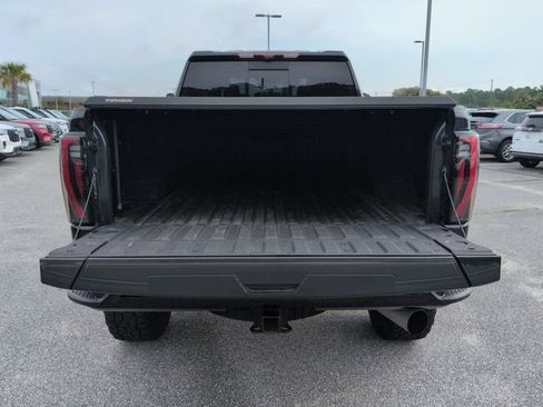 Used 2025 GMC Sierra 2500 AT4X AWD/4WD image 13
