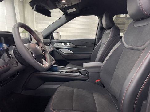 New 2025 Ford Explorer ST image 20