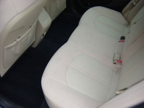 Used 2017 Hyundai Sonata SE FWD image 10